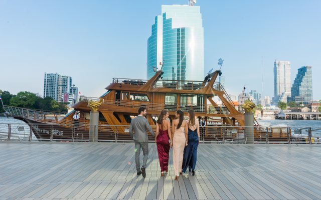 V.I.P  Dinner/Lunch Cruise – On Bangkok River